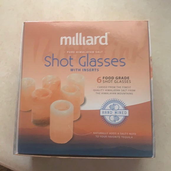 Other - NWOT Milliard 6 Shot Glasses with Inserts